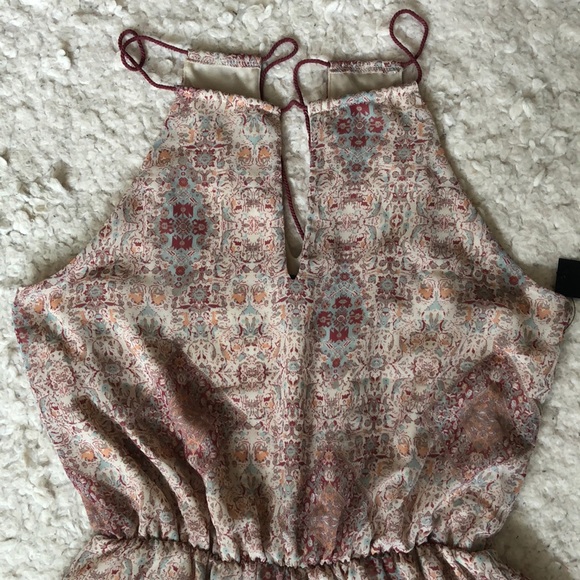 AMAZING & COMFORTABLE ROMPER - Picture 2 of 3